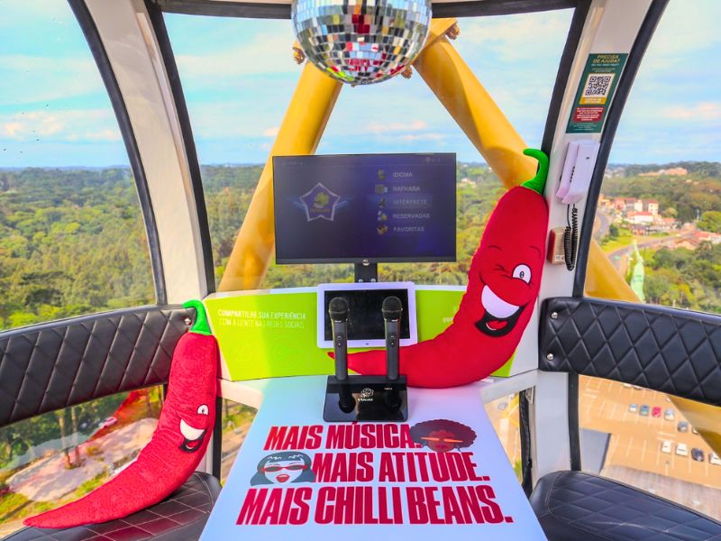 CABINE VIP KARAOKÊ CHILLI BEANS