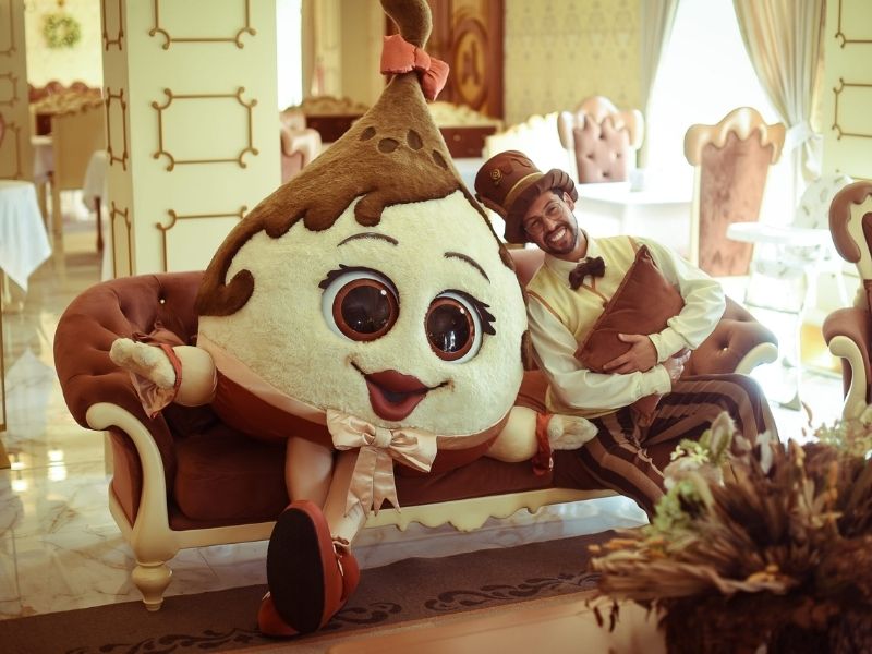 CHOCOLAND - TOUR PELO CASTELO